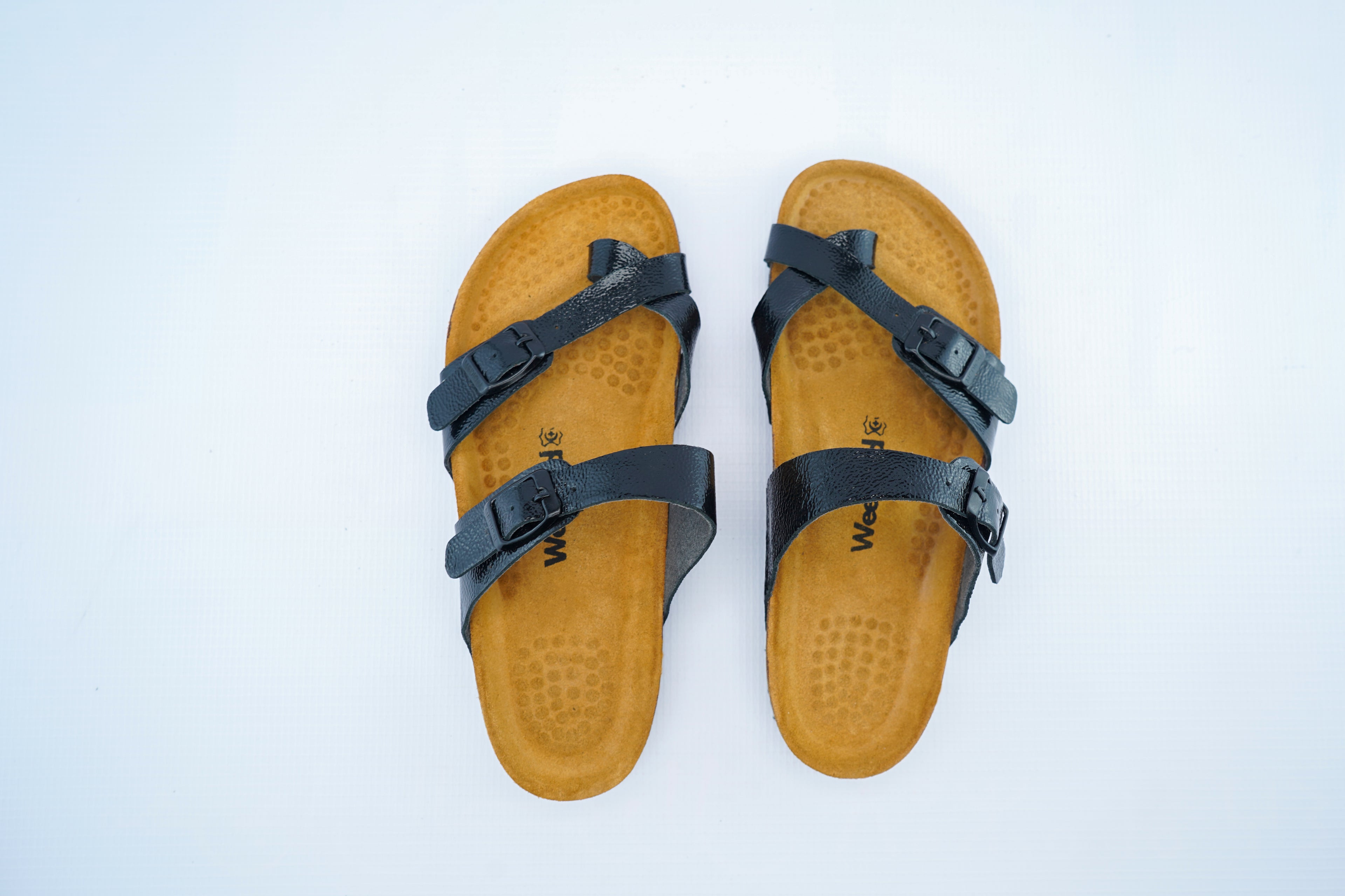 Women’s Black Glossy Orthopedic Sandals | Double Buckle Toe-Post Comfort
